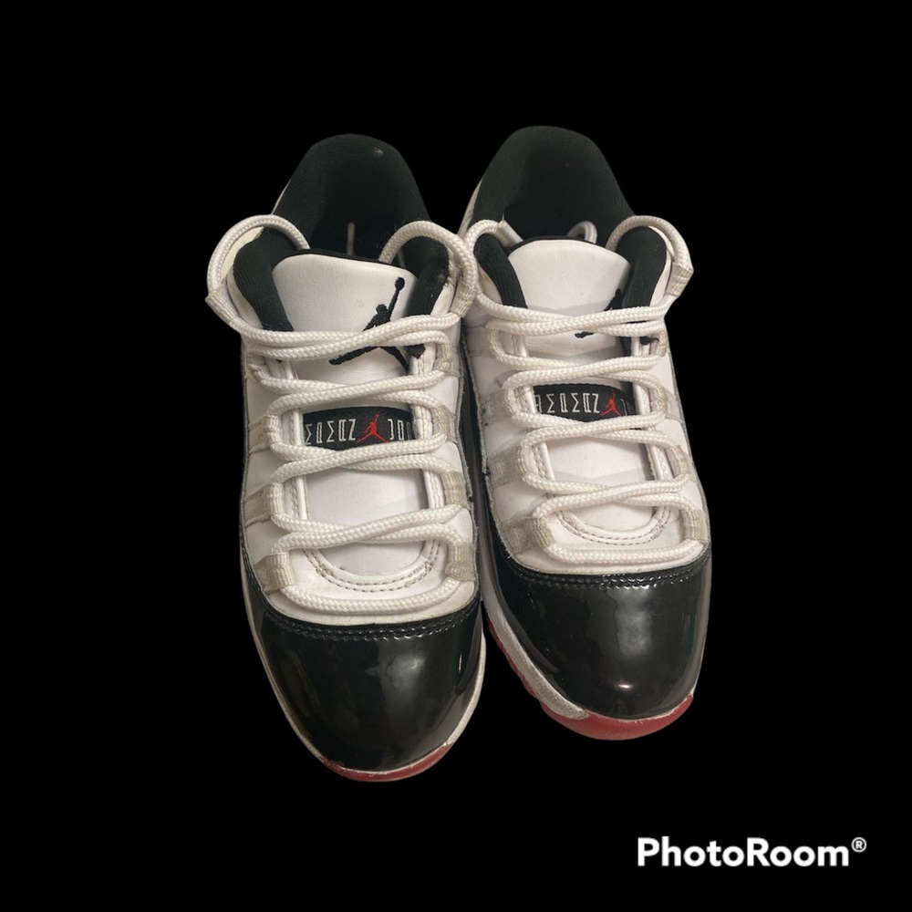 Nike Air Jordan 11 Retro Low ConcordBred